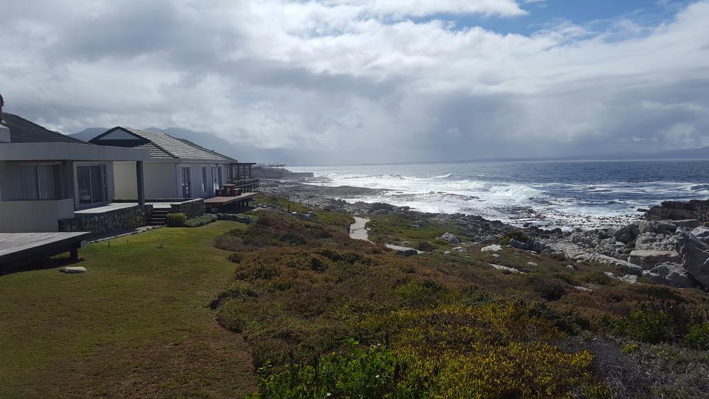 Whale View Self Catering Apartment Hermanus Kültér fotó